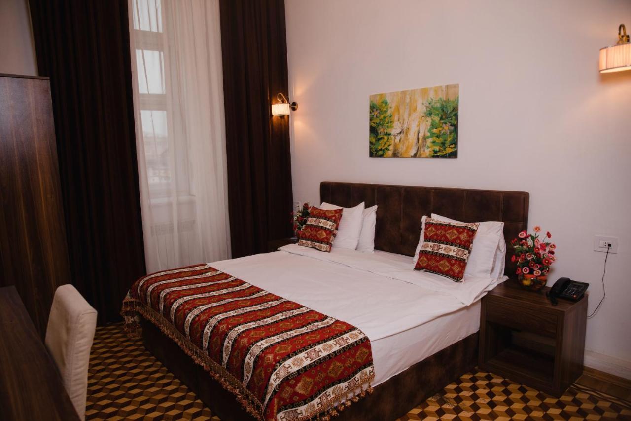 Malakhan Hotel Баку Экстерьер фото