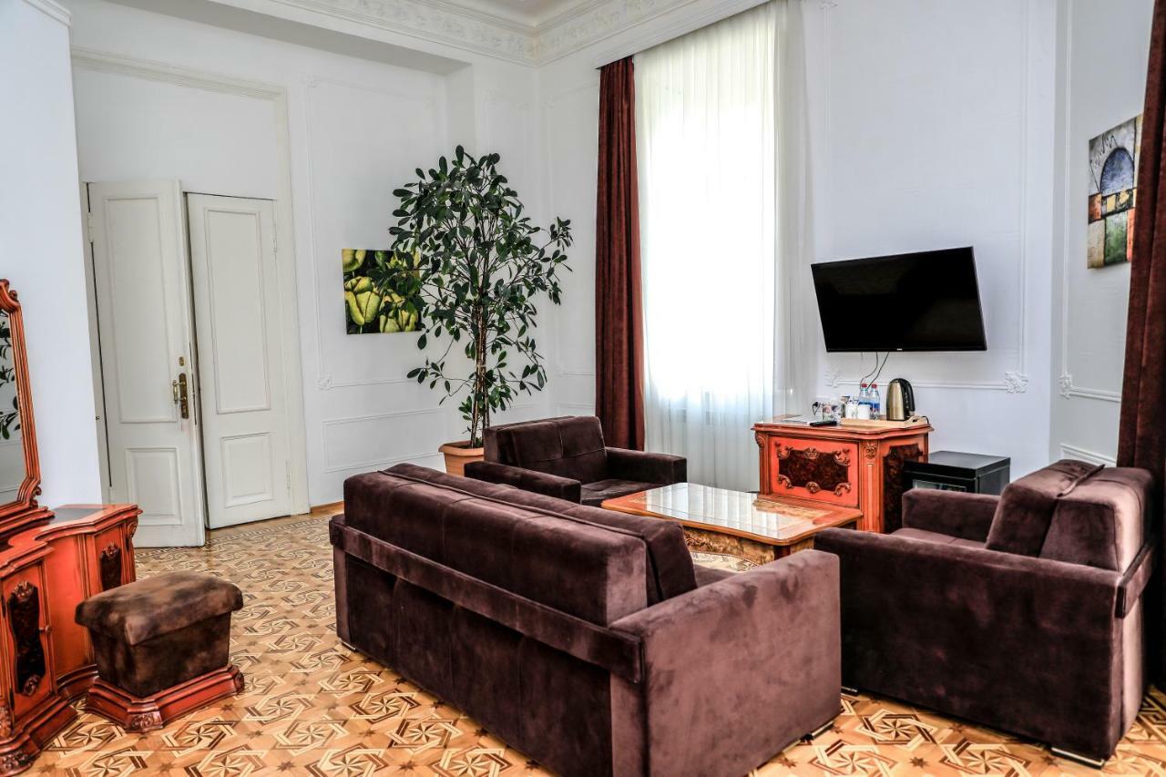 Malakhan Hotel Баку Экстерьер фото